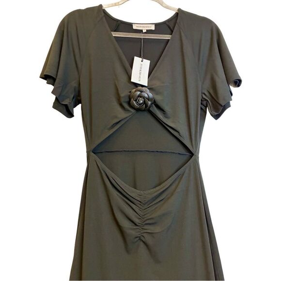 NWT WeWoreWhat Black Asymmetrical Cut Out V-Neck Midi Dress - Picture 6 of 8